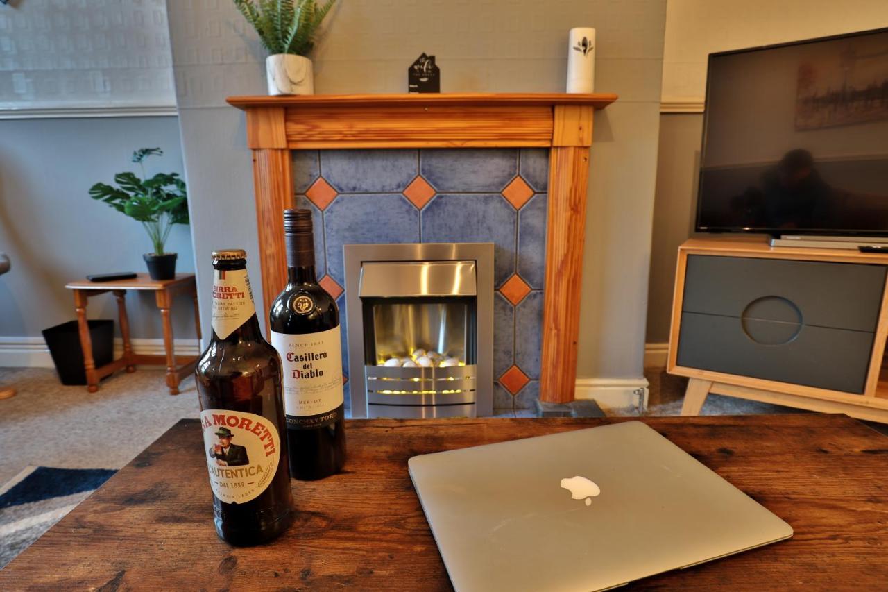 Devon St - Cozy Home, Free Easy Parking! Kingston upon Hull Exterior foto